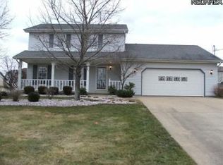 285 Raymond Dr, Hubbard, OH