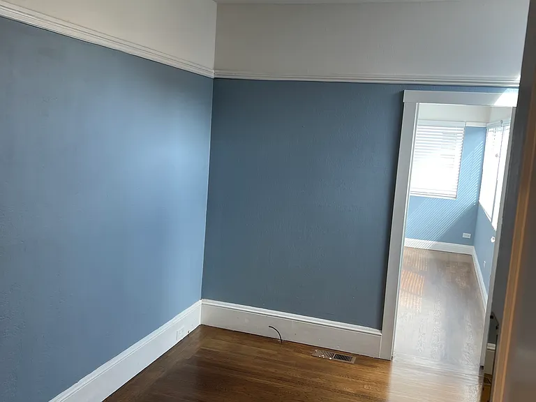 706 18th Ave — Photo 17