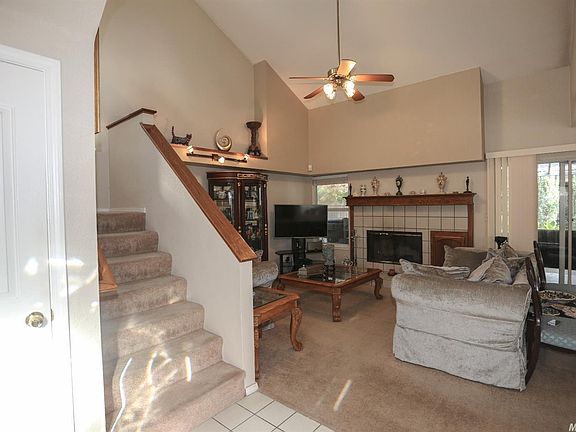 4th image of 256 Laurelwood Cir