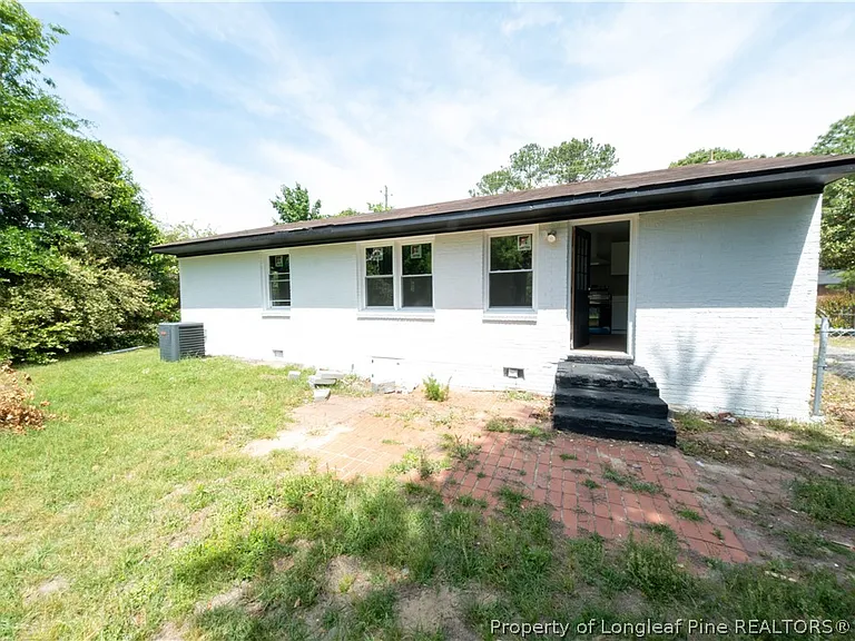 4825 Cottonwood Dr — Photo 1