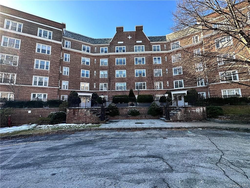 6 Midland Gardens UNIT 4A, Bronxville, NY 10708 Zillow