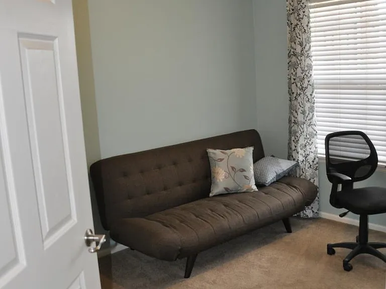2nd bedroom/office