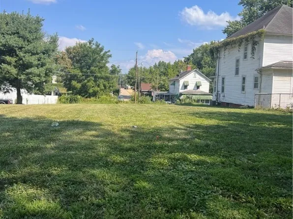 1325-1327 Latrobe St, Parkersburg, WV 26101