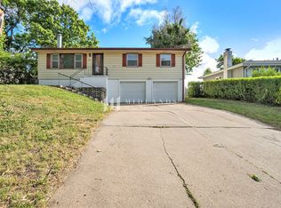 1121 Kingston Ave, Bellevue, NE 68005