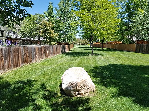 Green Belt Common Area