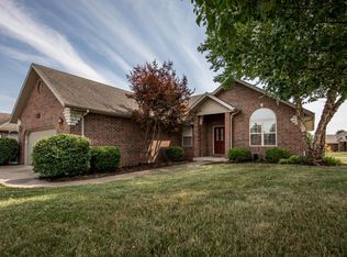 639 N Spout Spring St, Nixa, MO 65714