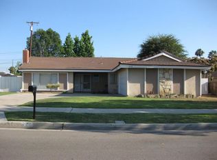 828 E Vista Del Playa Ave, Orange, CA 92865