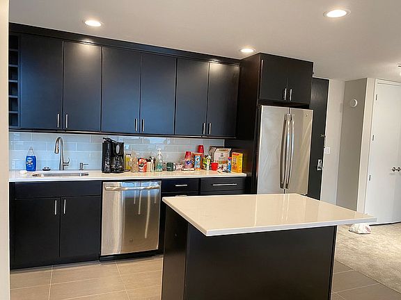 4th image of 233 E Erie St APT 2406