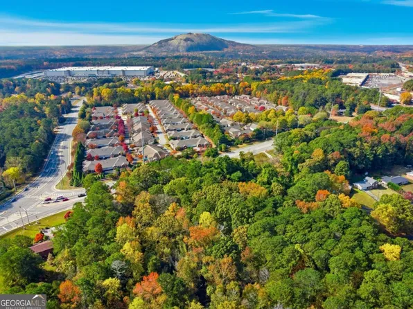 2234 Rockbridge Rd, Stone Mountain, GA 30087