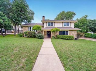 9903 Forest Shadows Dr, Woodway, TX 76712