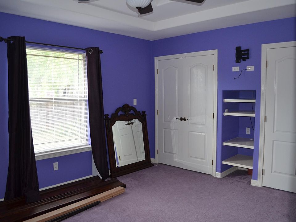 1st image of 1425 Granada Cir