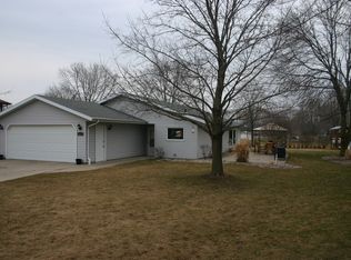 1400 Buchanan Ct, Kaukauna, WI 54130