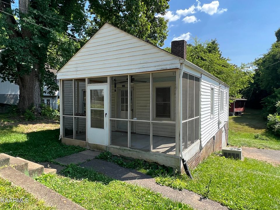 1st image of 111 Marion St