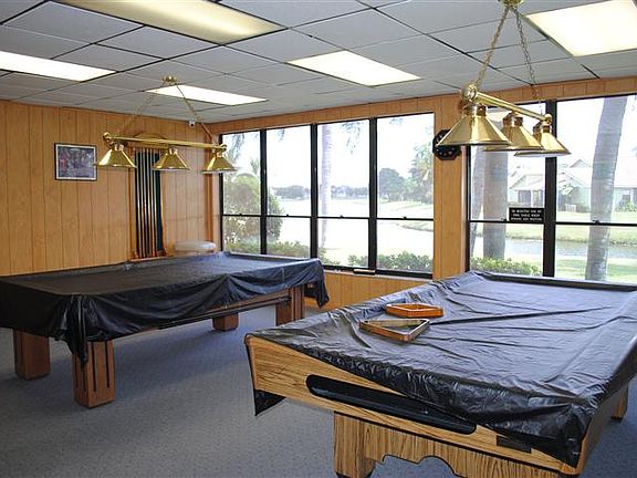 2nd image of 4160 Brook Cir W