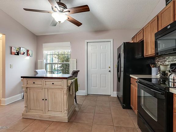 5th image of 12785 Glade Springs Dr S