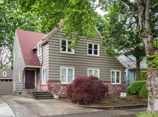 4233 SE Oak St, Portland, OR