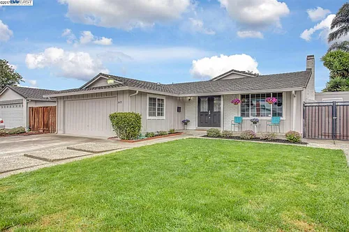2479 Ascot Way Photo 1