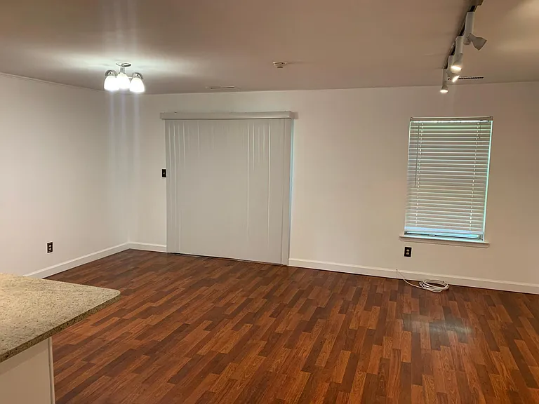 503 Sara Cir — Photo 12