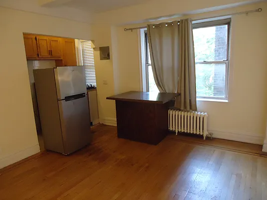 Rented by null | media 5