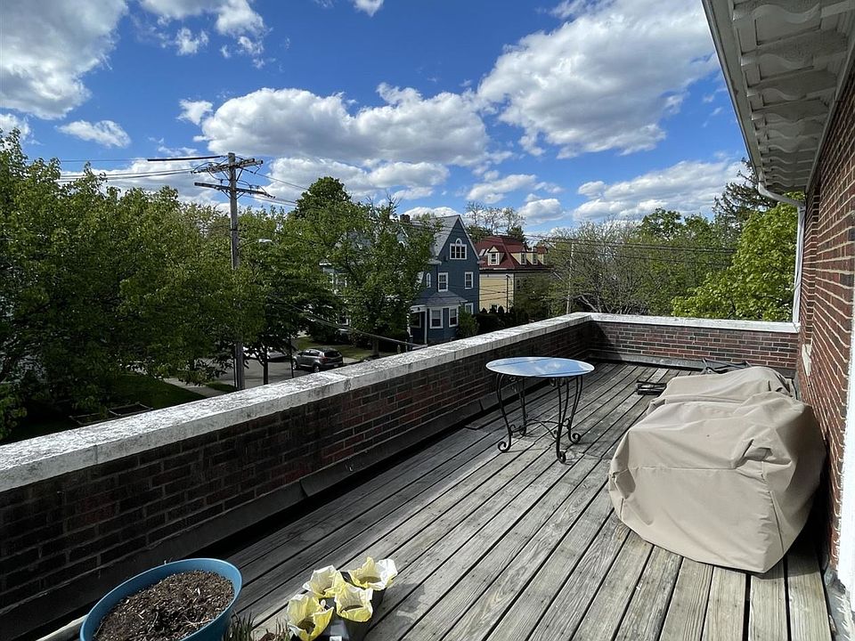 95 Coolidge #3 Brookline (Coolidge Corner) Shared Unit Pho