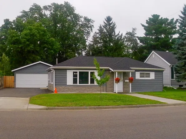 331 4th Ave SW, Perham, MN 56573