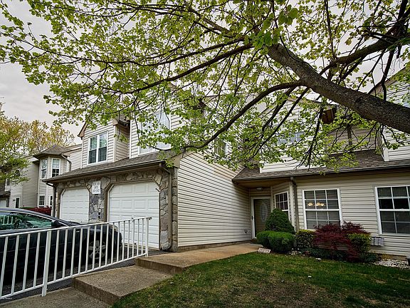 2nd image of 2403 Grassy Hollow Dr