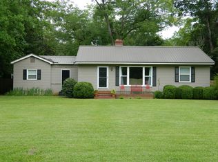 218 Woodlawn Dr, Blakely, GA 39823