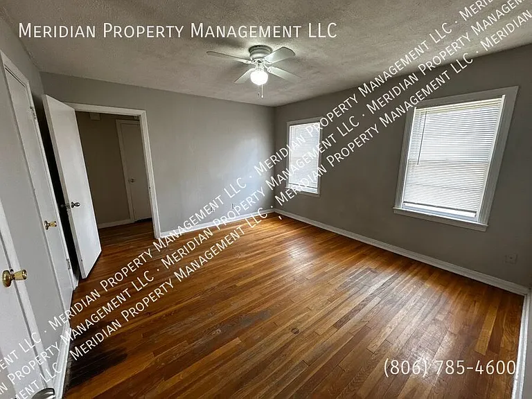 3709 28th St — Photo 8