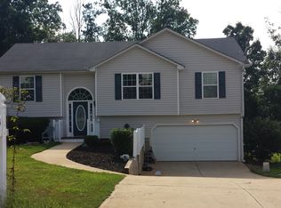 305 Christian Ln, Carrollton, GA 30116