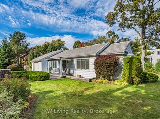 43 Maple Ave S, Mississauga, ON L5H 2R5