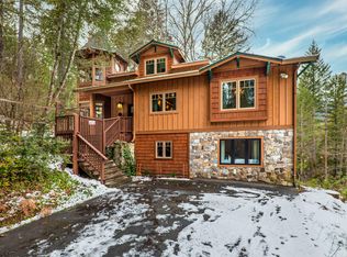 1793 Limpy Creek Rd, Grants Pass, OR 97527