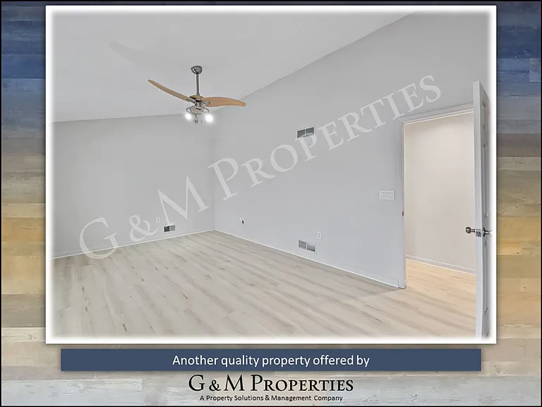 44 Chester Ave — Photo 25
