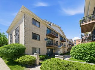 7204 W Cortland St APT 205, Elmwood Park, IL 60707