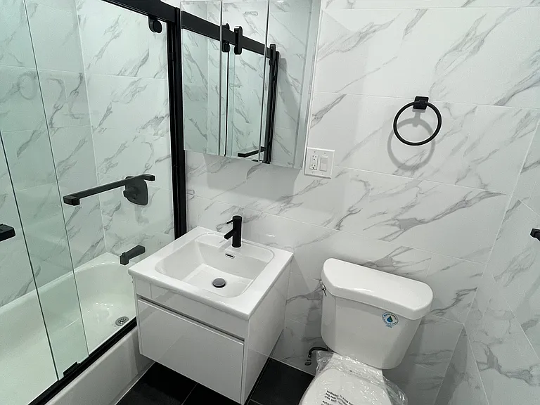 234 E 106th St #4A — Photo 6