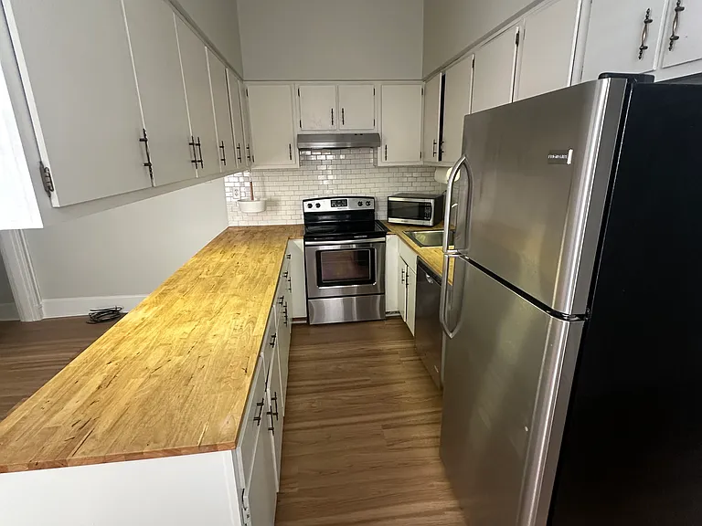 1119 Belvedere St #1 — Photo 5