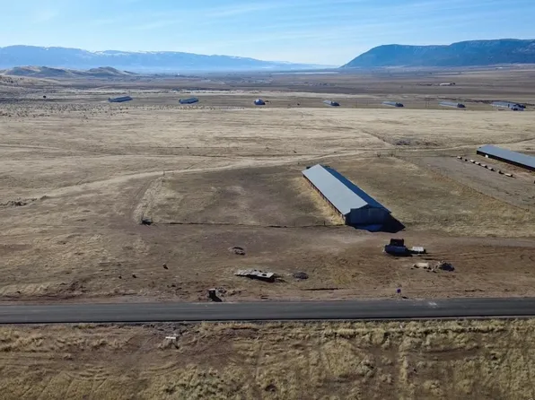 2273 E 22130 N, Fountain Green, UT 84632