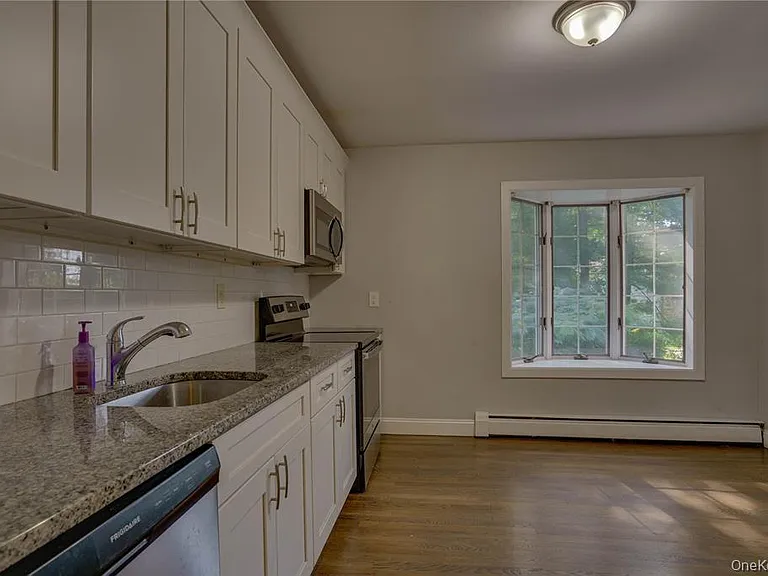 30 Clematis St — Photo 8