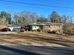 2058 Windsor Dr, Lithia Springs, GA 30122