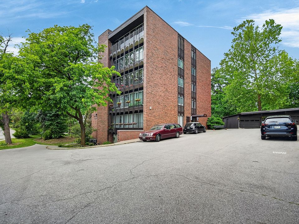 1st image of 4519 Grand Ave APT 9