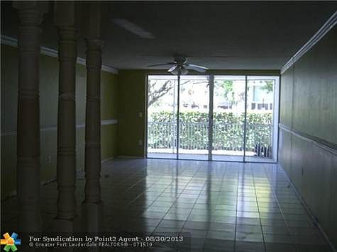 3rd image of 1670 NE 191st St APT 102-3