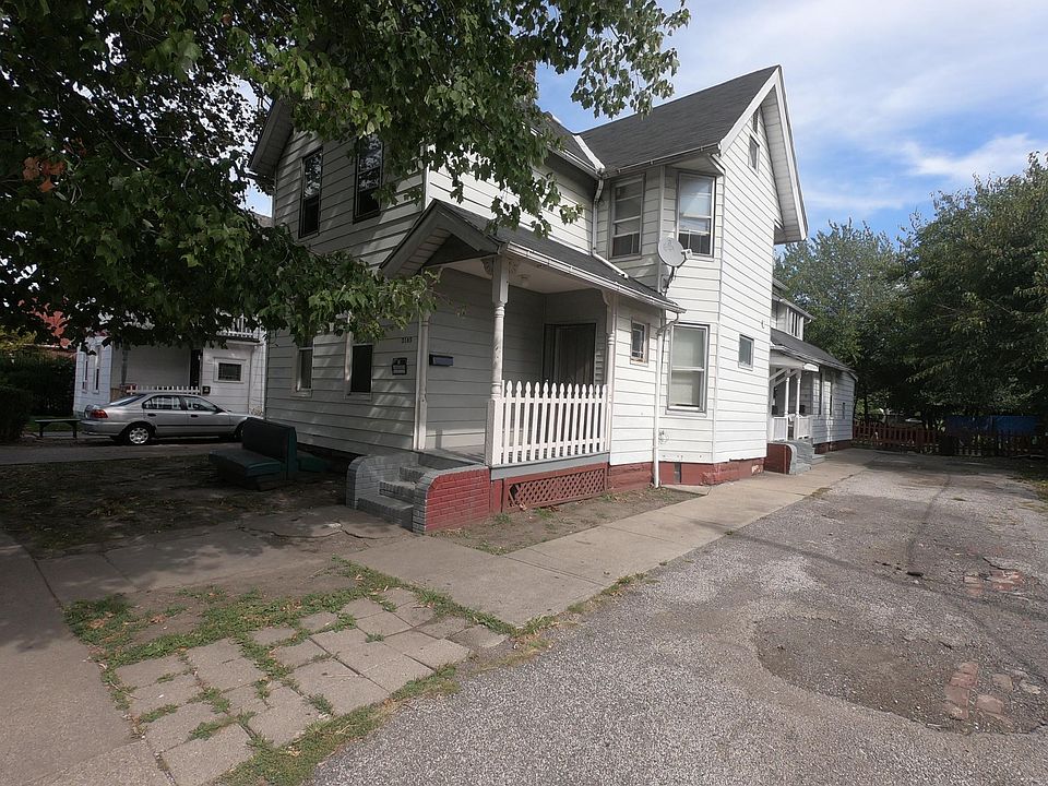 1st image of 3165 W 31st St APT 1