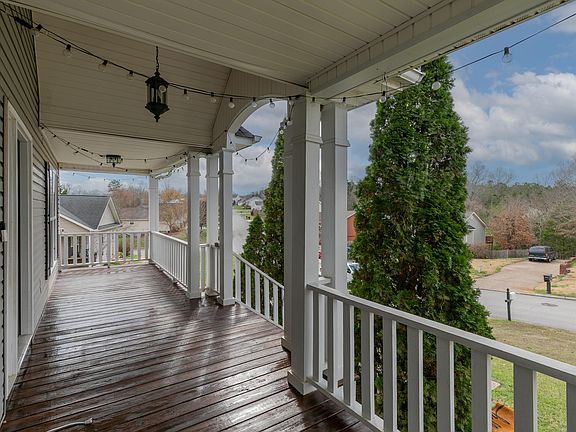 4th image of 6531 Veronica Dr