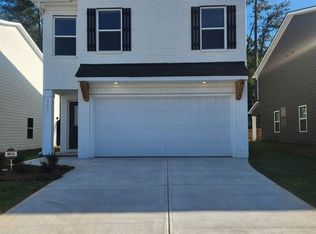 3416 Stonewall Ln, Union City, GA 30291