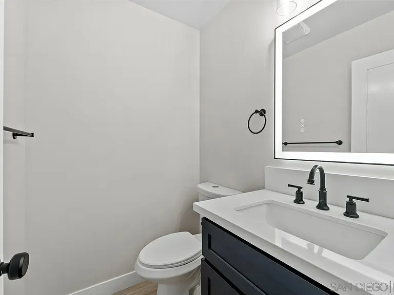 352 Imperial Beach Blvd — Photo 23