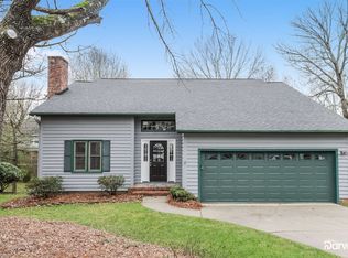 1702 Plateau Ct, High Point, NC 27265