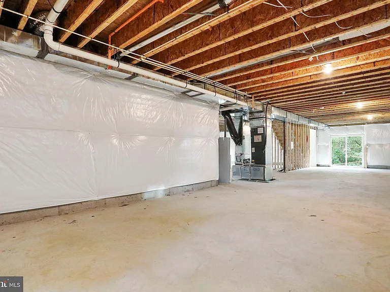 12229 Fallen Timbers Cir — Photo 35