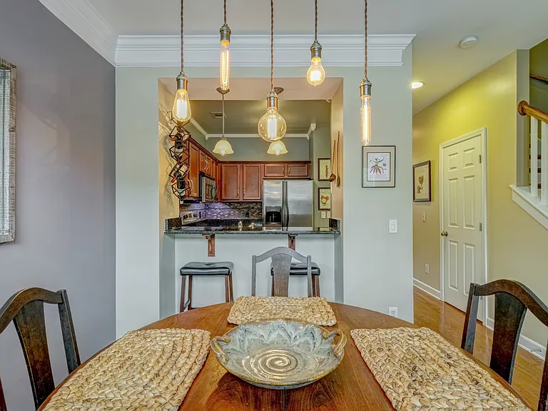 2310 Elliott Ave #502 — Photo 22