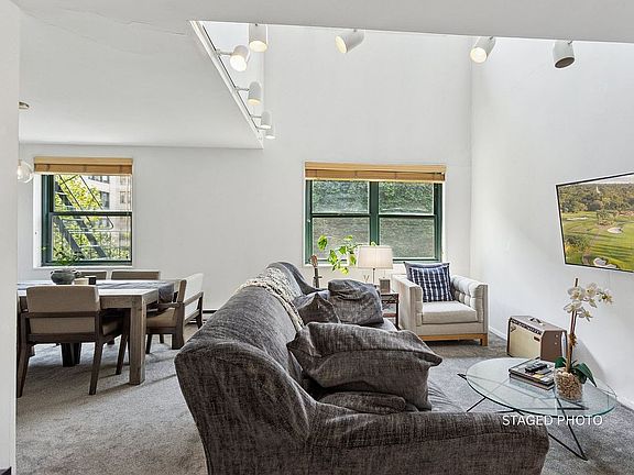2nd image of 125 Barrow St APT 4B
