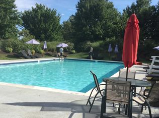 18 Pierson Grn, Cromwell, CT 06416