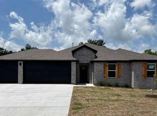 500 Terrace Ave, Prairie Grove, AR 72753